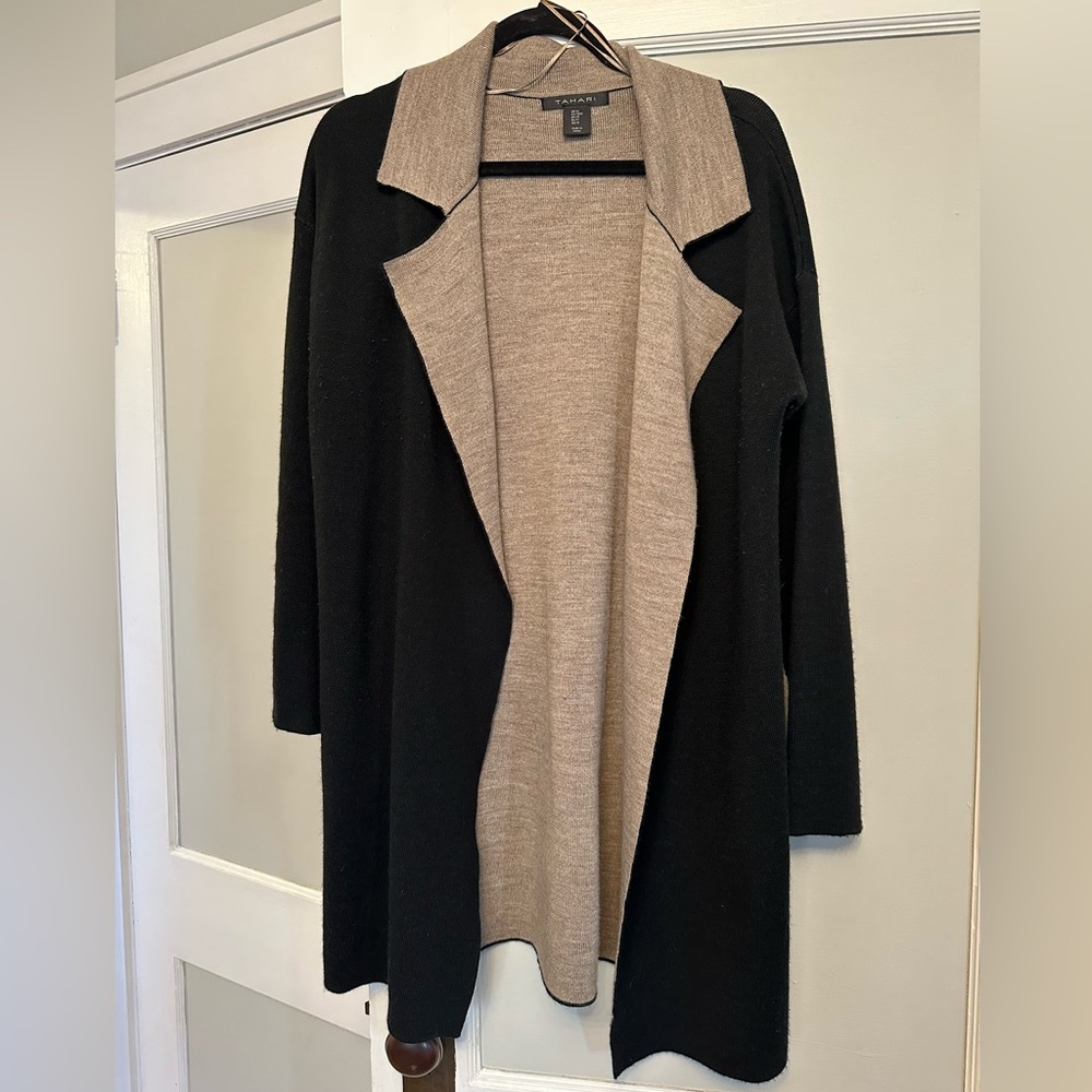 Tahari Duster Cardigan Size Medium